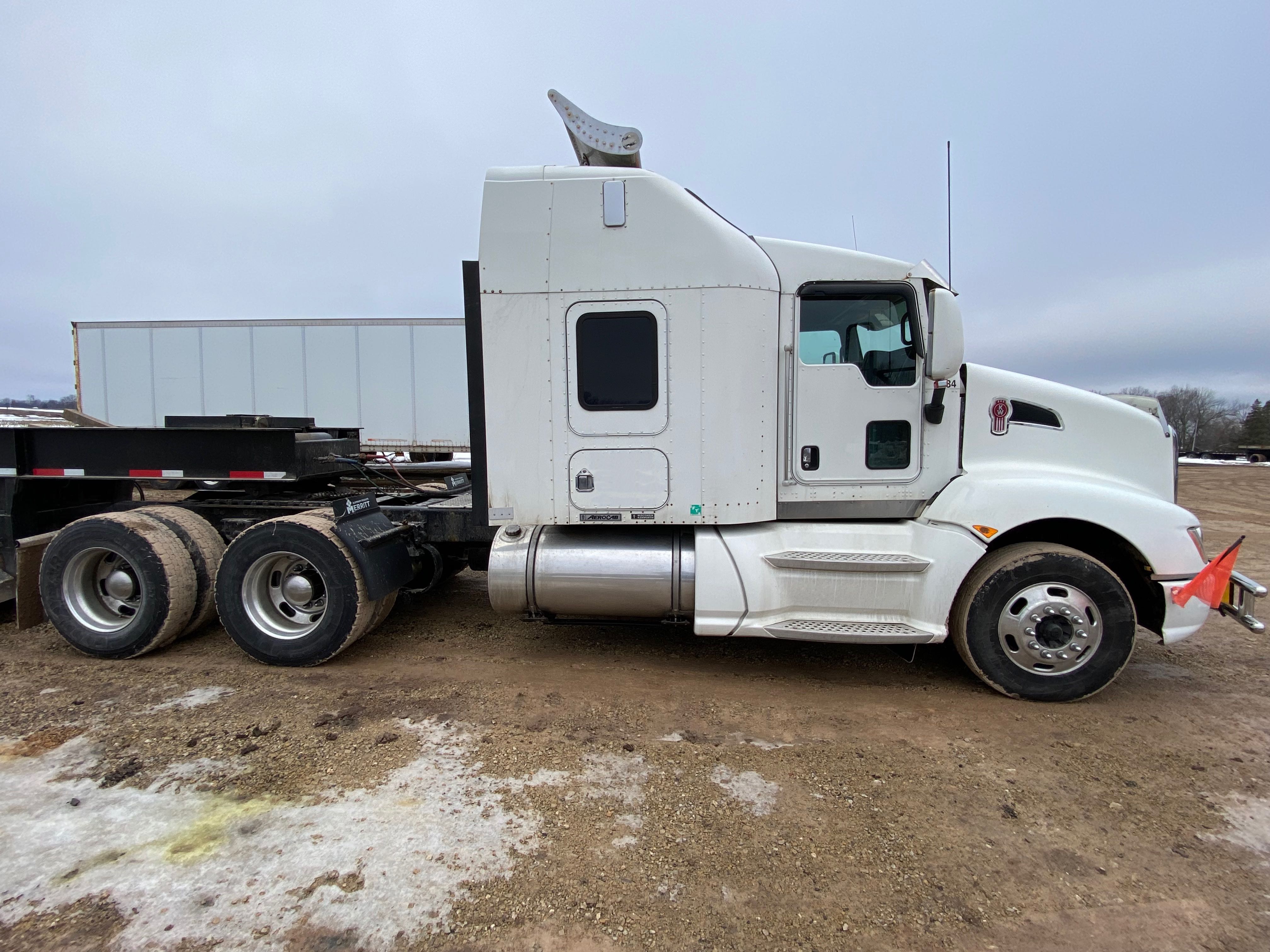 2009 KENWORTH T660 - Image 7